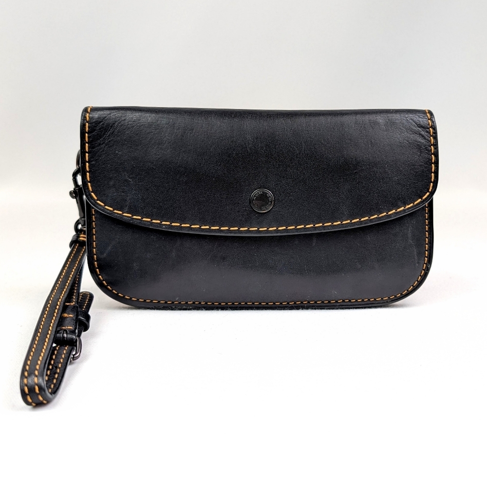 Coach 1941 Glove Tanned Leather Wristlet Clutch Removable Strap Snap Flap Black